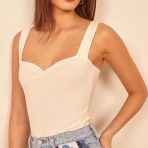 Reformation Kelley Sweetheart Tank Top in ivory (size small)